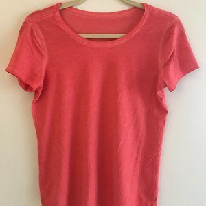 Love Crew Scoop-Neck Tshirt - Lululemon Size 4